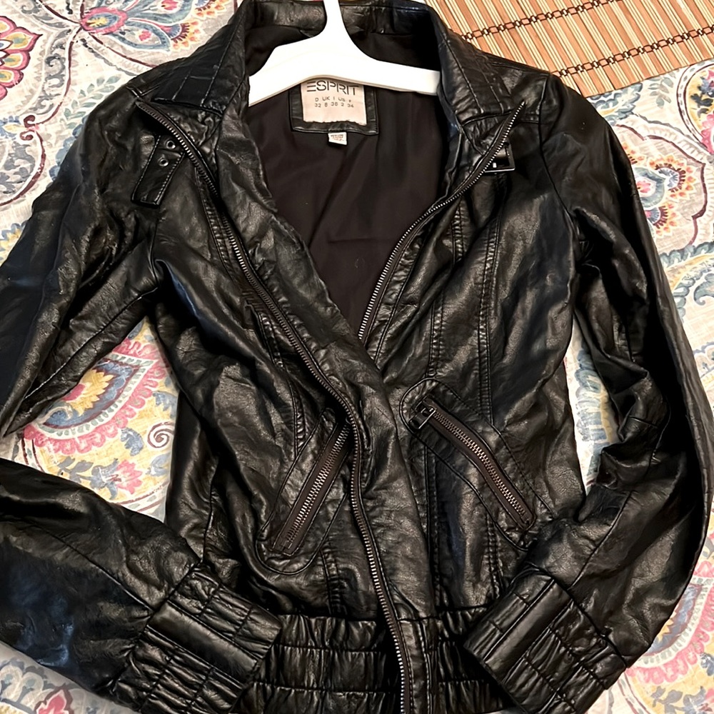 Size 2 ESPRIT used black jacket